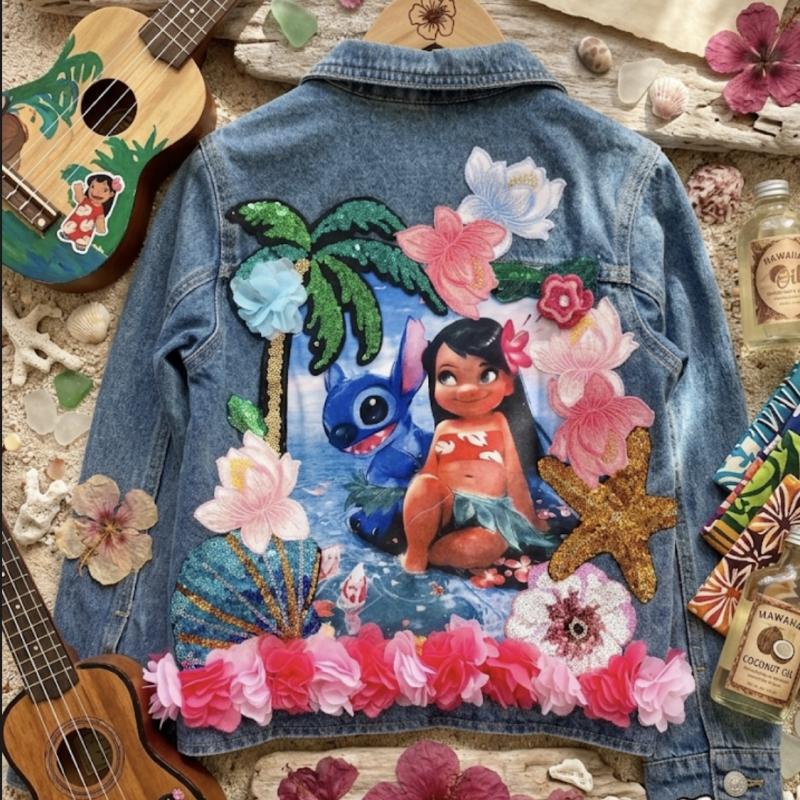 Décor Amis Aloha  “Vestes en Jean Personnalisées & Féeriques pour Enfants – Cadeaux Uniques pour Noël et Anniversaires