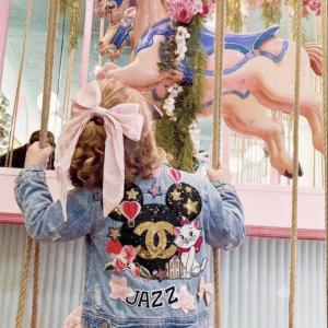 Image décor cat luxe , 	veste en jean personnalisée enfant,cadeau original enfant Noël,idée cadeau anniversaire enfant, vêtement enfant inspiré personnages féeriques